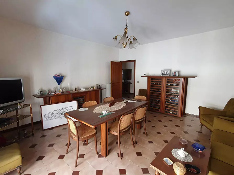 Immagine 4 di Appartamento in vendita  a Modica