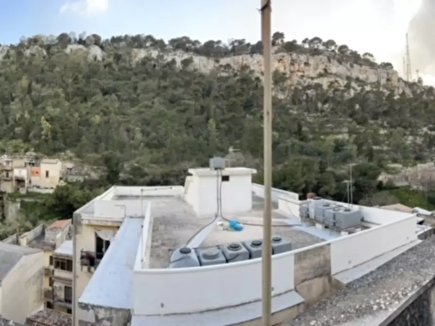 Immagine 2 di Casa indipendente in vendita  in Via Iachinoto Saverio a Modica