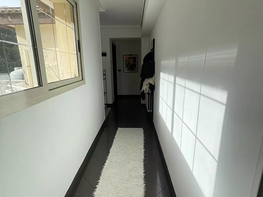 Immagine 15 di Attico in vendita  in Viale Medaglie D'Oro a Modica