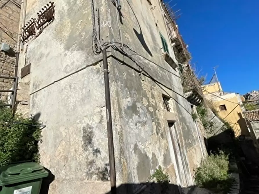 Immagine 3 di Casa indipendente in vendita  a Modica