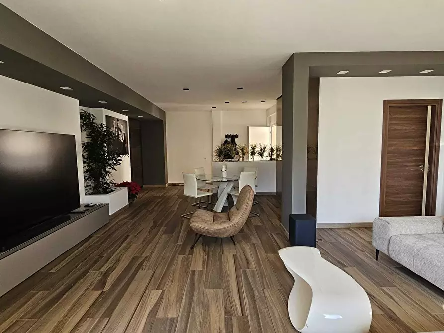 Immagine 39 di Villa in vendita  a Modica