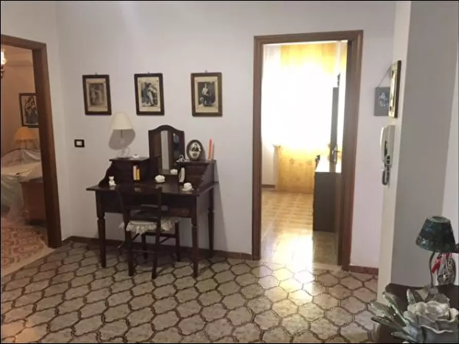 Immagine 4 di Appartamento in vendita  a Modica