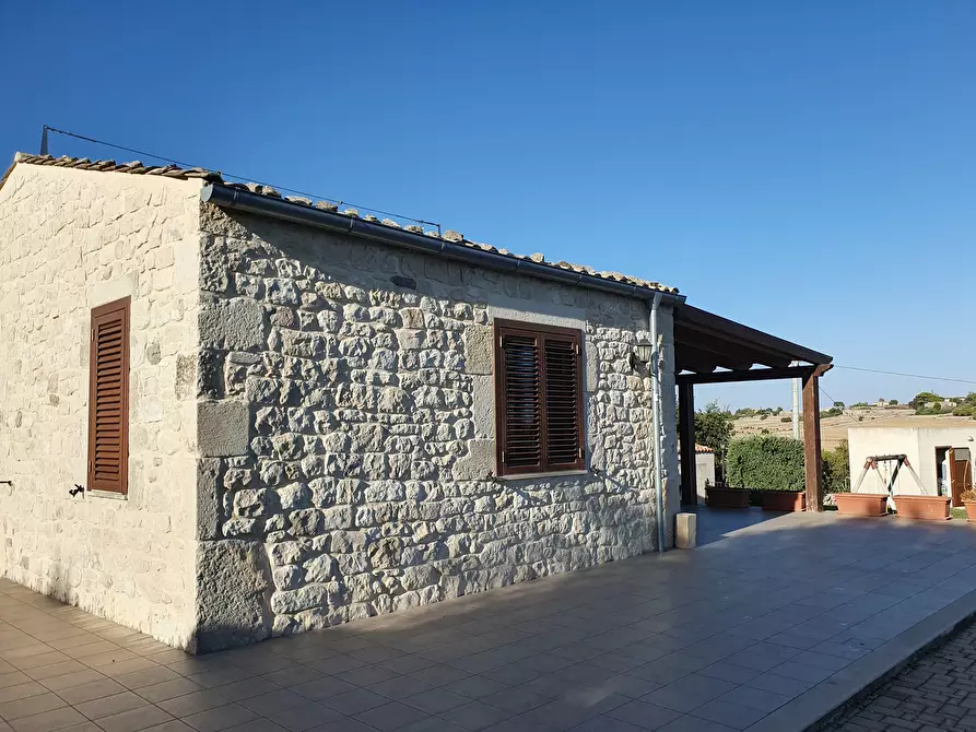 Immagine 22 di Villa in vendita  a Modica