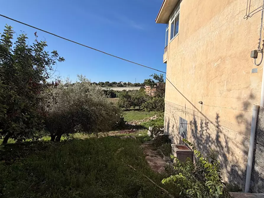 Immagine 12 di Casa bifamiliare in vendita  in Via Dente Crocicchia a Modica