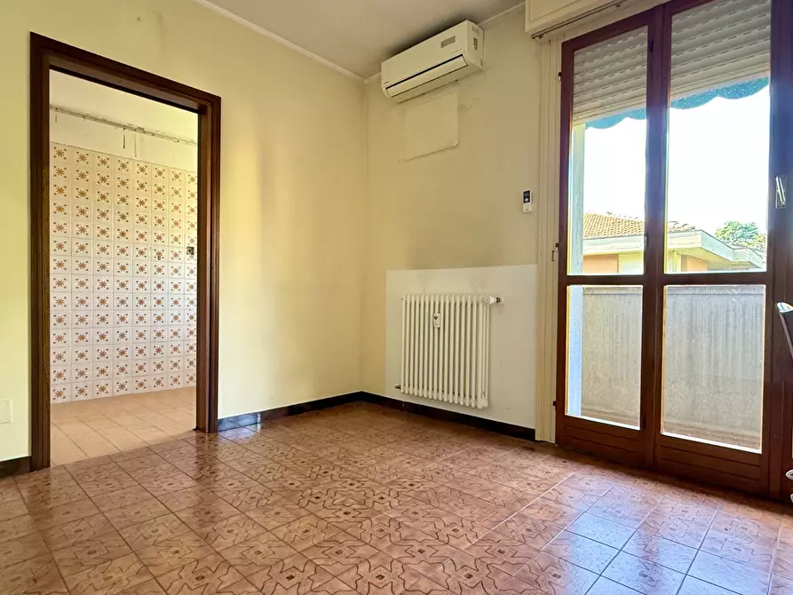 Immagine 3 di Pentalocale in vendita  in via Del Fiume 5 a San Lazzaro Di Savena