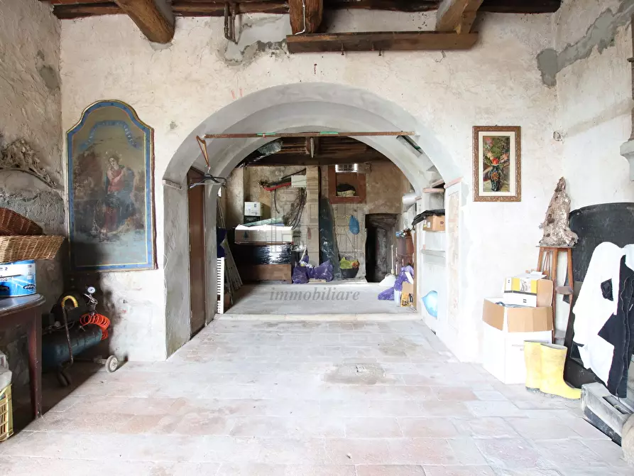 Immagine 38 di Villa in vendita  in Via del Cimitero ⅩⅩⅠⅠⅠ 676 a Lucca