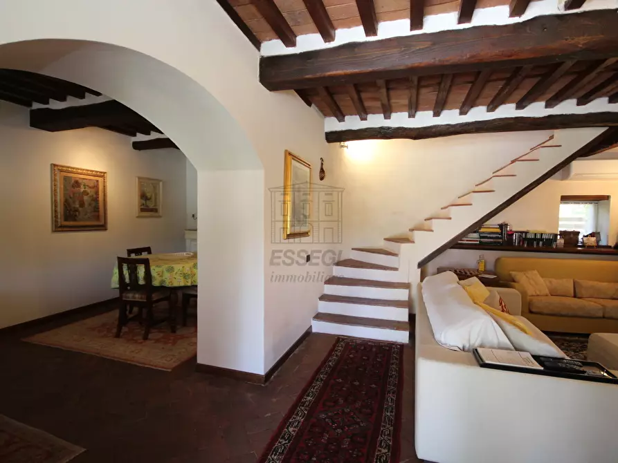 Immagine 17 di Rustico / casale in vendita  in Via dei Marzi 463 a Lucca