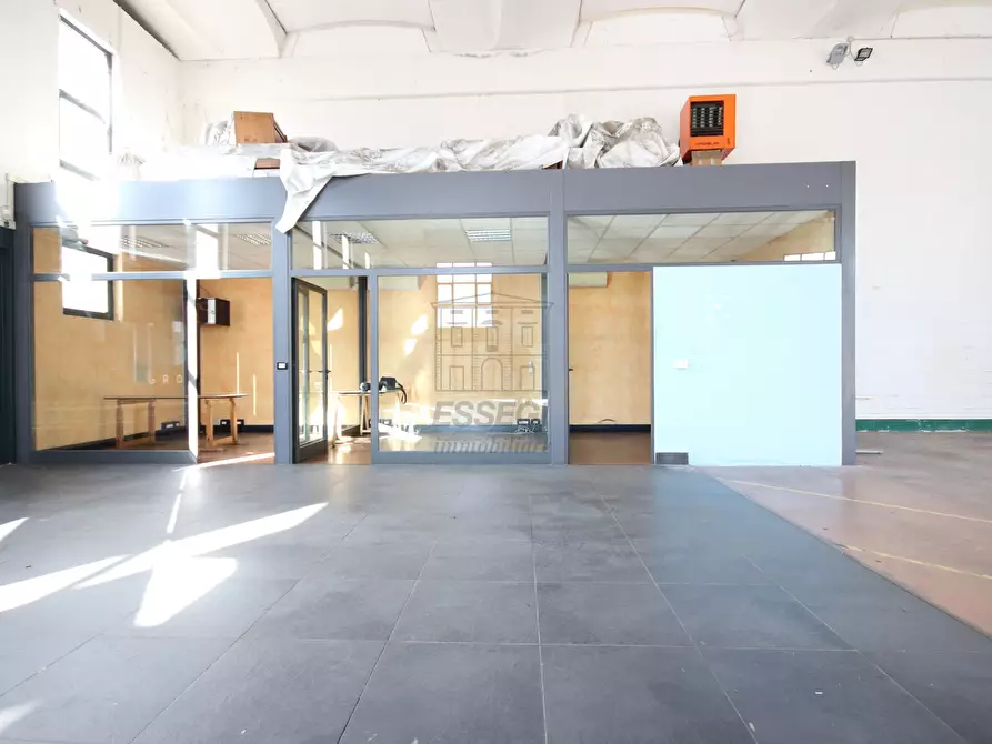 Immagine 8 di Attività artigianale in affitto  in Via delle Ville Prima, S.Marco 36 a Lucca