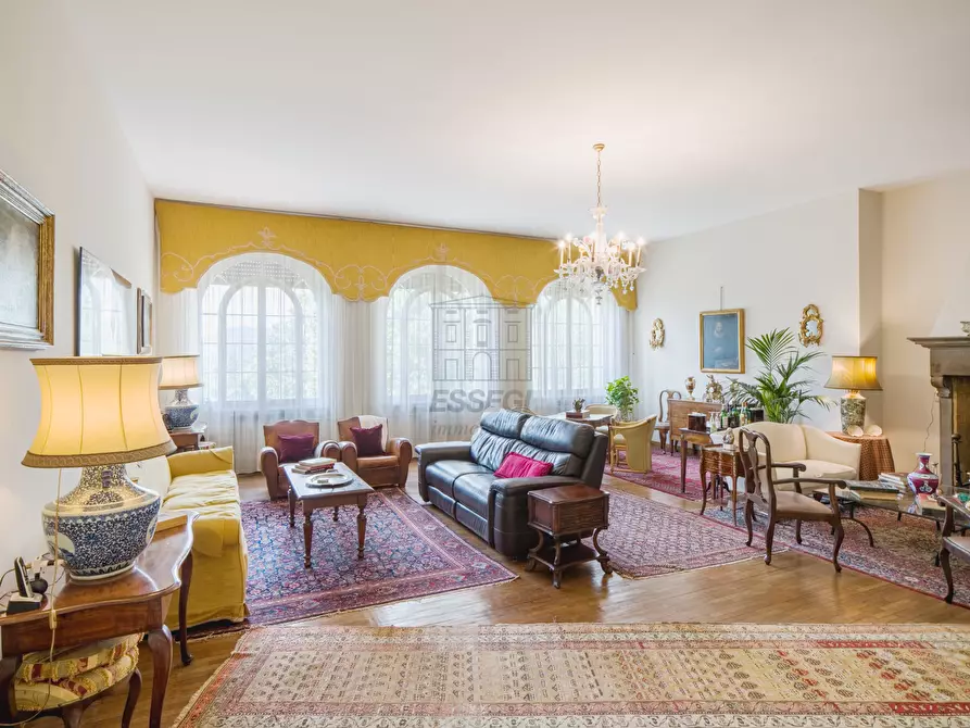 Immagine 11 di Villa in vendita  in Via dei Poveri Vecchi 749 a Lucca