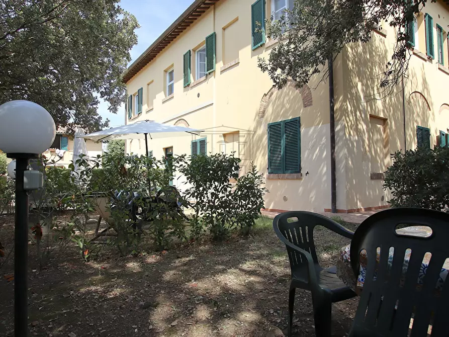 Immagine 34 di Rustico / casale in vendita  in Via Gorizia 39 a Cecina