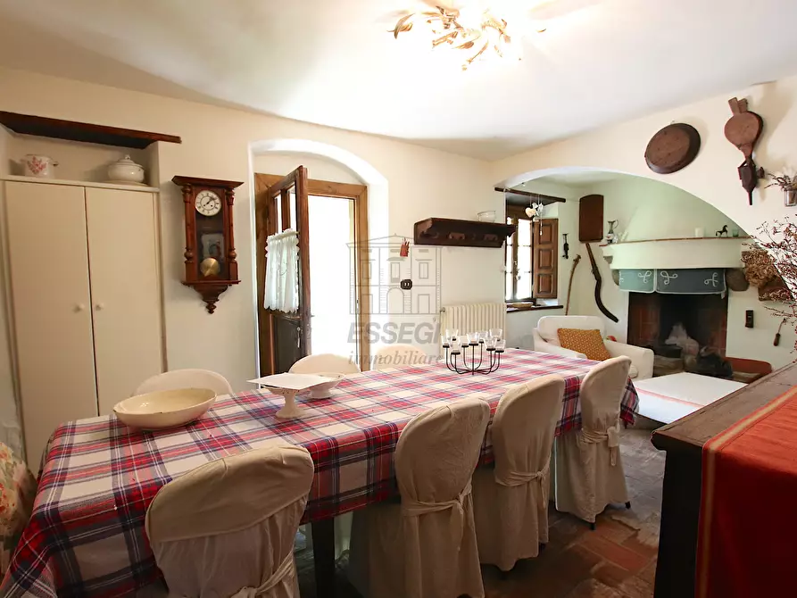 Immagine 71 di Rustico / casale in vendita  in Via della Chiesa di Gragnano a Lucca