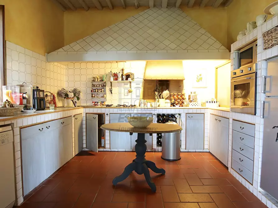 Immagine 16 di Rustico / casale in vendita  in Via di Mastiano e Gugliano 1024 a Lucca