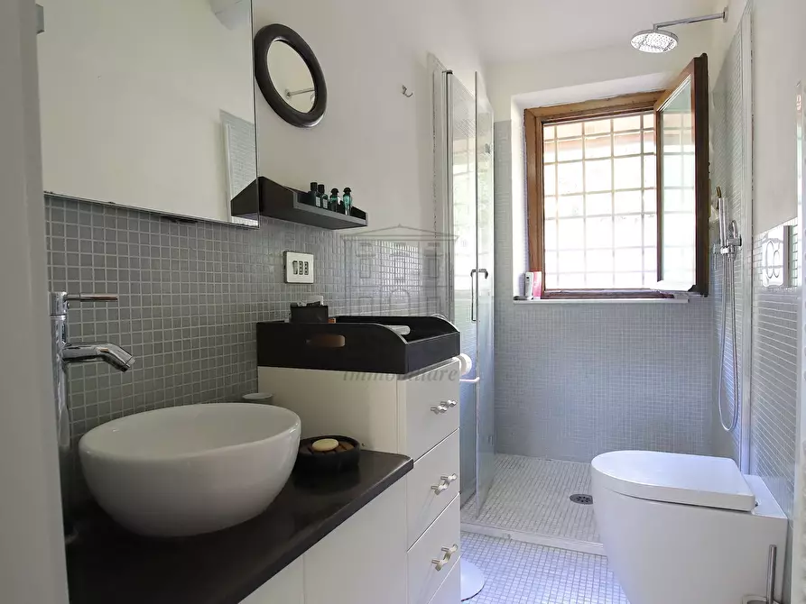 Immagine 28 di Rustico / casale in vendita  in Via di Mastiano e Gugliano 1024 a Lucca