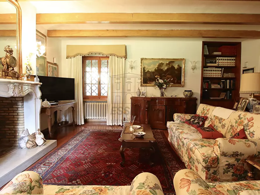 Immagine 16 di Rustico / casale in vendita  in Via di Villa Gaia 508 a Lucca