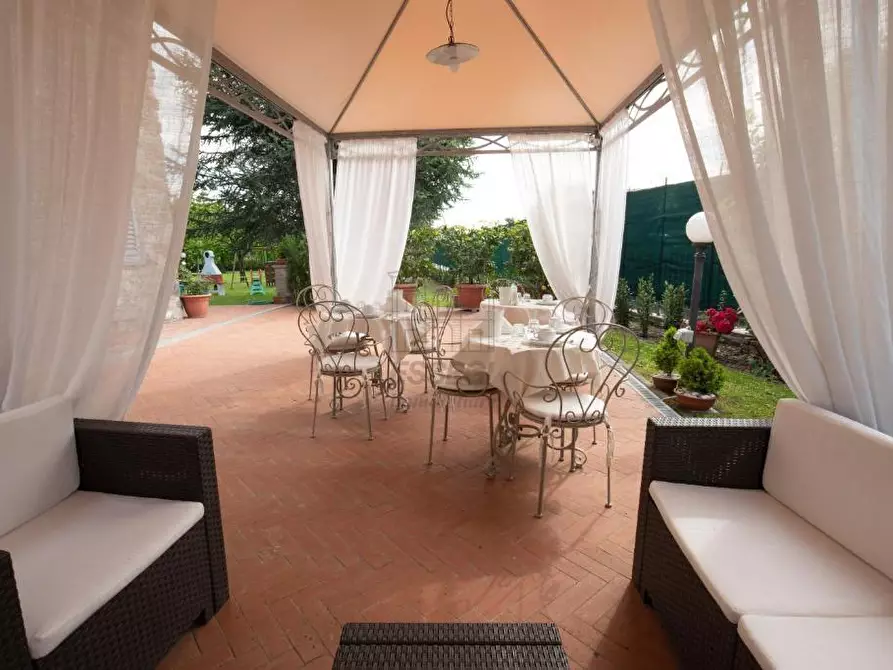 Immagine 11 di Rustico / casale in vendita  in Via di Rocchino 60 a Lucca