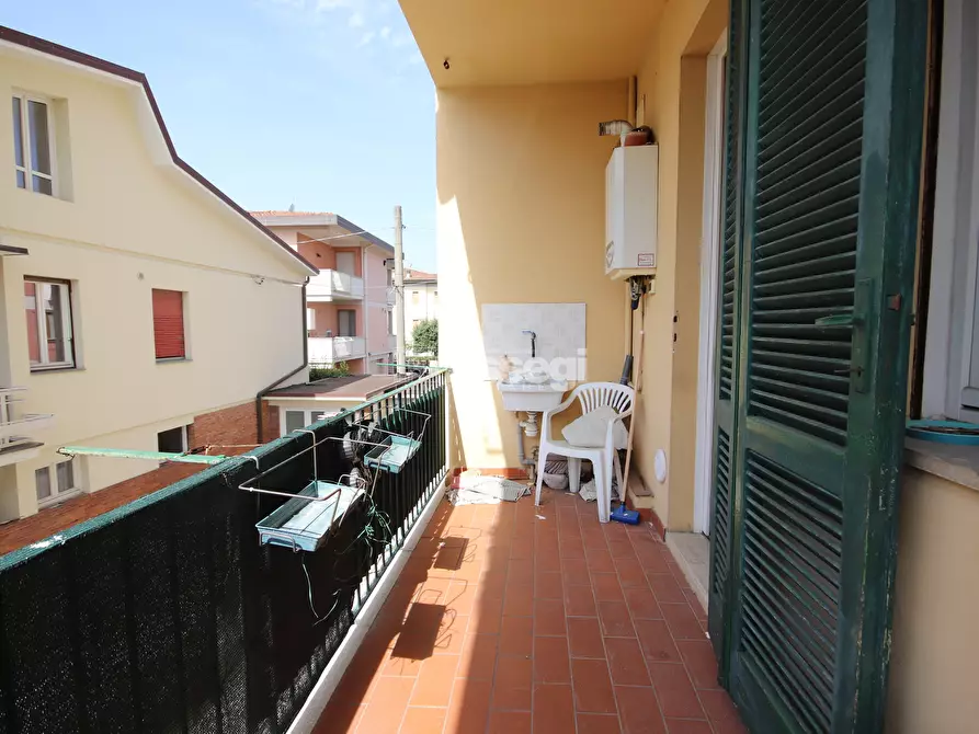 Immagine 4 di Appartamento in vendita  in Via dello Stadio 162 a Lucca