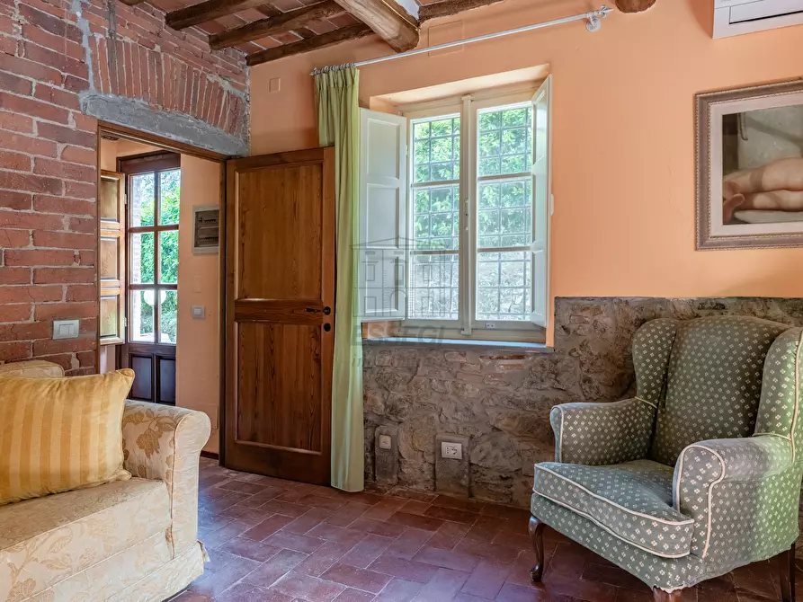 Immagine 6 di Rustico / casale in vendita  in Via di Mutigliano 1051/B a Lucca
