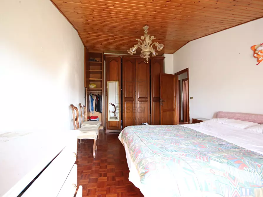 Immagine 20 di Terratetto in vendita  in Via per Carignano 218 a Lucca