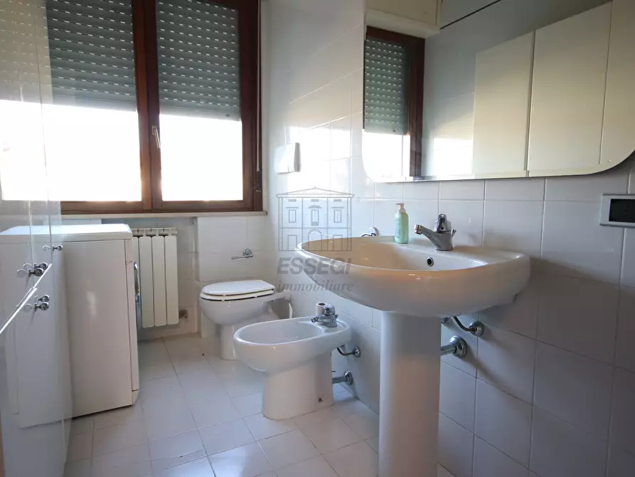 Immagine 18 di Appartamento in affitto  in Via San Donato 100 a Lucca