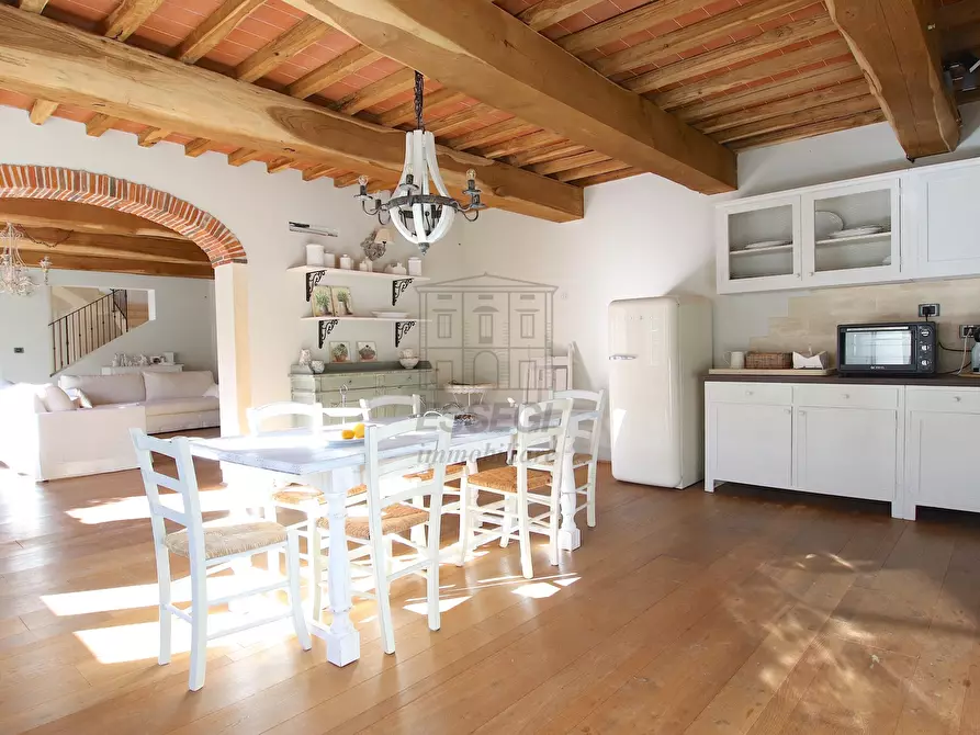 Immagine 3 di Rustico / casale in vendita  in Via Milano 12 a Capannori