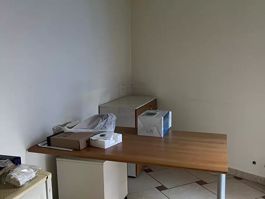 Immagine 4 di Ufficio in affitto  in Via Carlo del Prete a Lucca