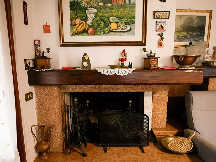 Immagine 32 di Villa in vendita  in Via della Chiesa XI 568 a Lucca