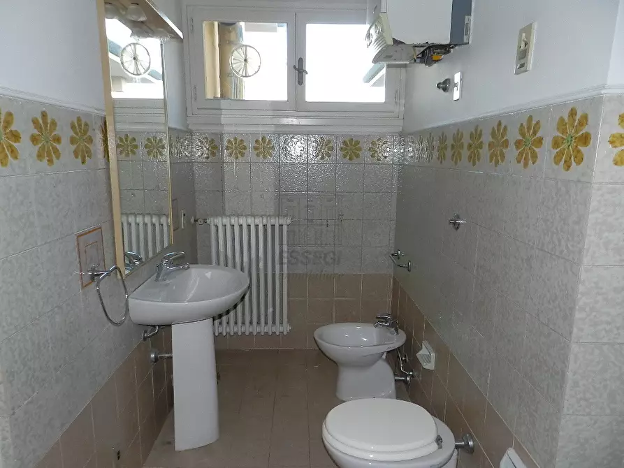 Immagine 5 di Appartamento in affitto  in Via Silvio Ferri 135 a Lucca