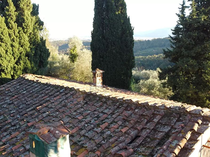 Immagine 28 di Rustico / casale in vendita  in traversa II 77 a Lucca