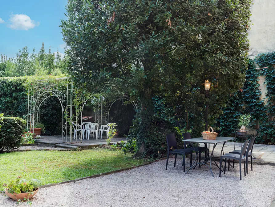 Immagine 4 di Villa in vendita  in Via Valle 18 a Santa Maria A Monte