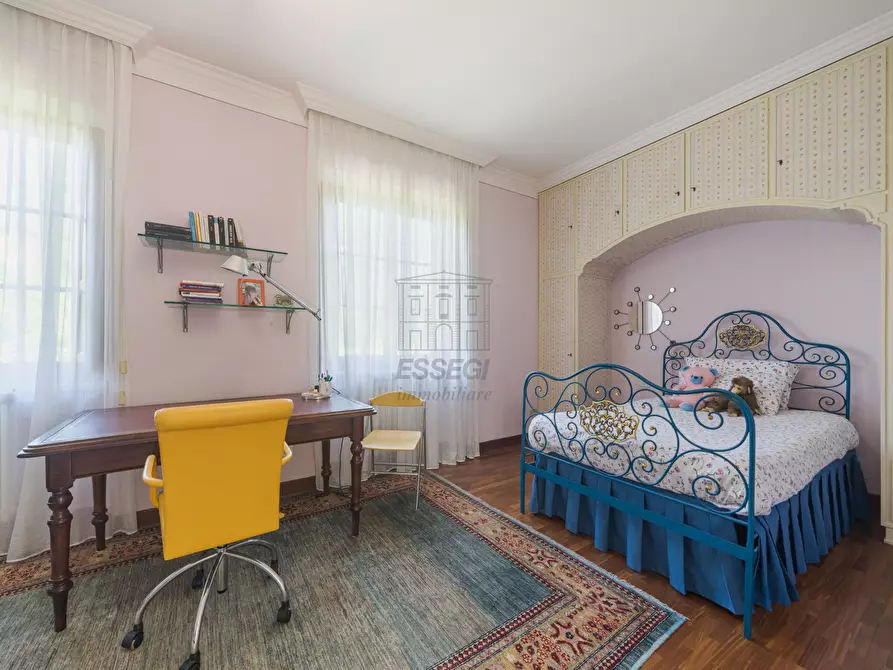 Immagine 24 di Villa in vendita  in Via di santa alessio 168 a Lucca