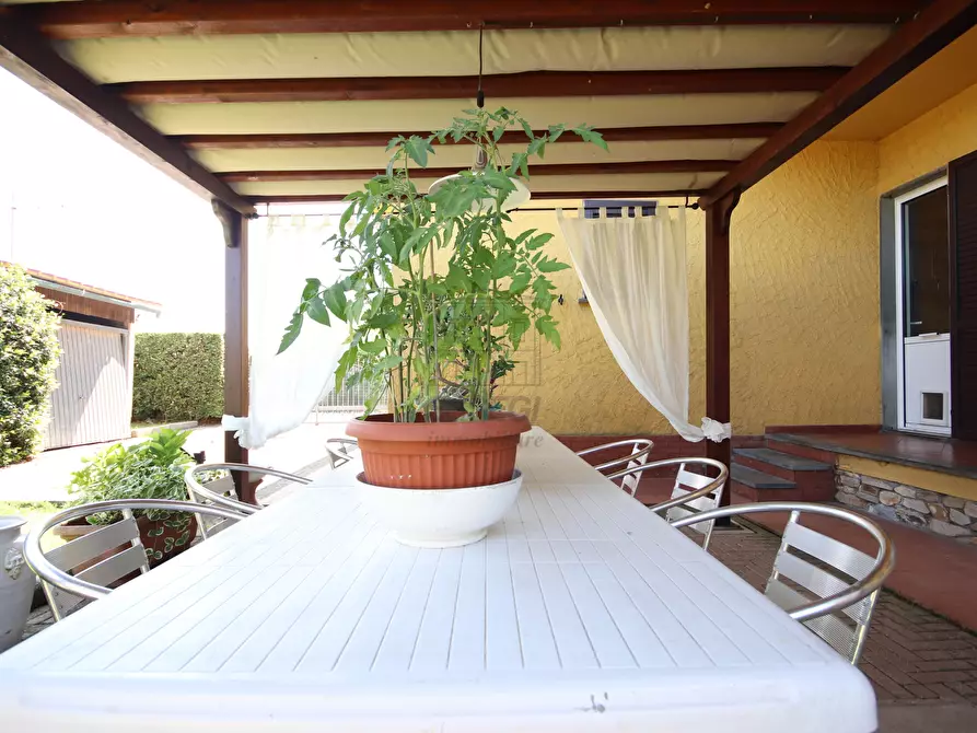 Immagine 6 di Villa in vendita  in Via di Paganico 115 a Capannori