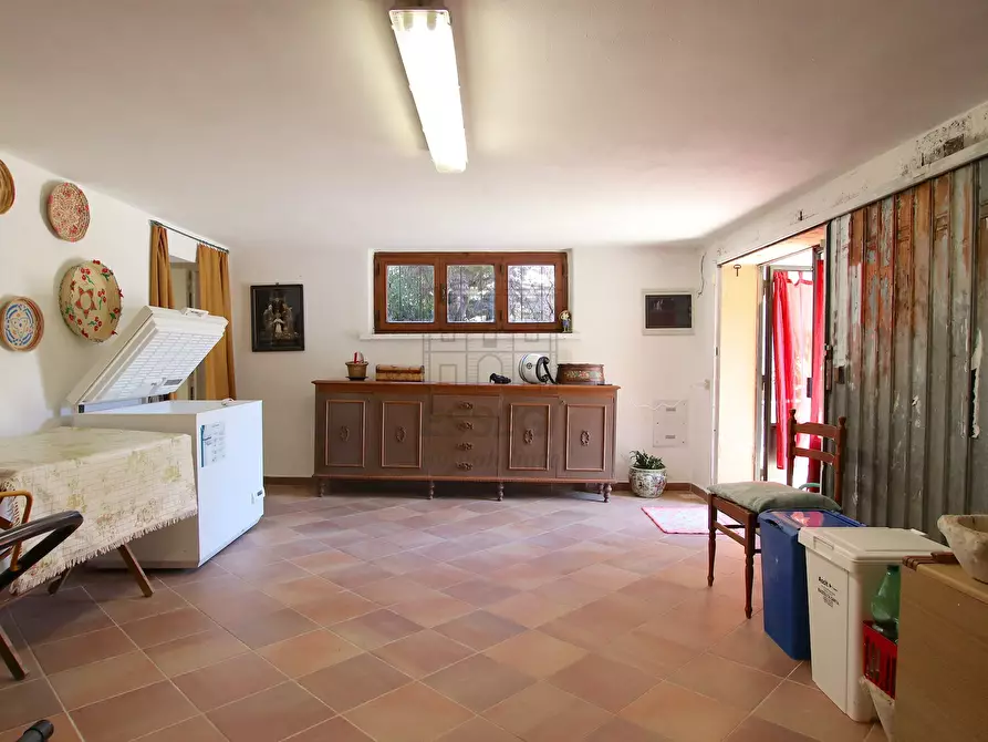 Immagine 56 di Villa in vendita  in Via Comunale Campolungo 51 a Lucca
