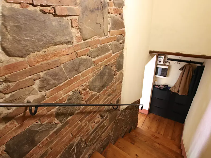 Immagine 51 di Rustico / casale in vendita  in Via della Chiesa di Gragnano a Lucca