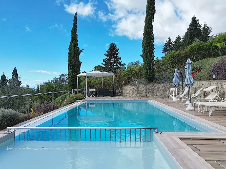 Immagine 21 di Rustico / casale in vendita  in Via Pieve di Brancoli 1586 a Lucca