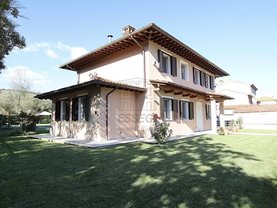 Immagine 11 di Villa in vendita  in Via di San Ginese a Capannori