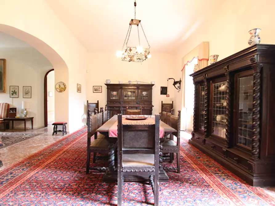 Immagine 23 di Villa in vendita  in via di montecatino a Lucca