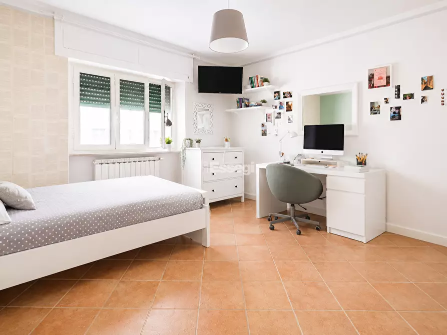 Immagine 7 di Appartamento in vendita  in Viale San Concordio 665 a Lucca