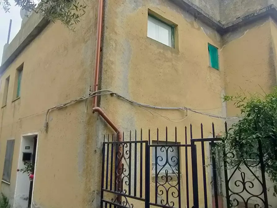 Immagine 47 di Casa trifamiliare in vendita  in Via Paterriti 19 a Motta San Giovanni