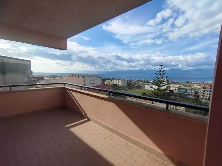 Immagine 1 di Attico in vendita  in via trapezzoli sudVia Trapezzoli Sud San Gregorio a Reggio Di Calabria