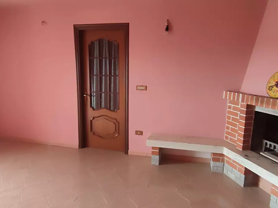 Immagine 18 di Trilocale in vendita  in Via Roma a Martone