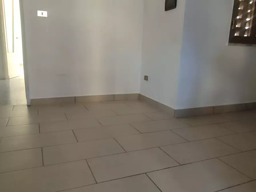 Immagine 3 di Quadrilocale in vendita  in Via Ciccarello 5 a Reggio Di Calabria