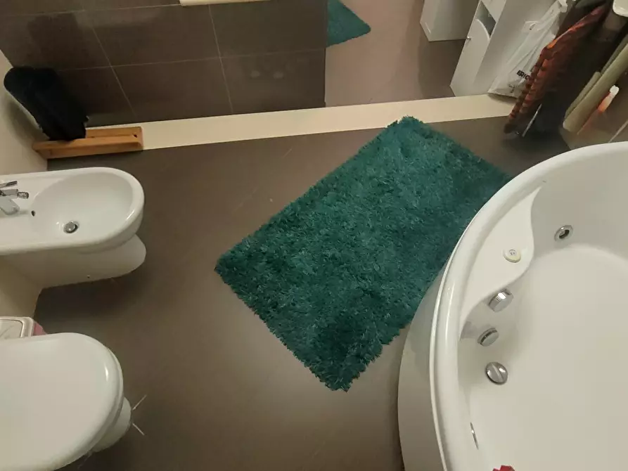 Immagine 19 di Pentalocale in vendita  in Via Abate Sant'Elia 26 a Reggio Di Calabria