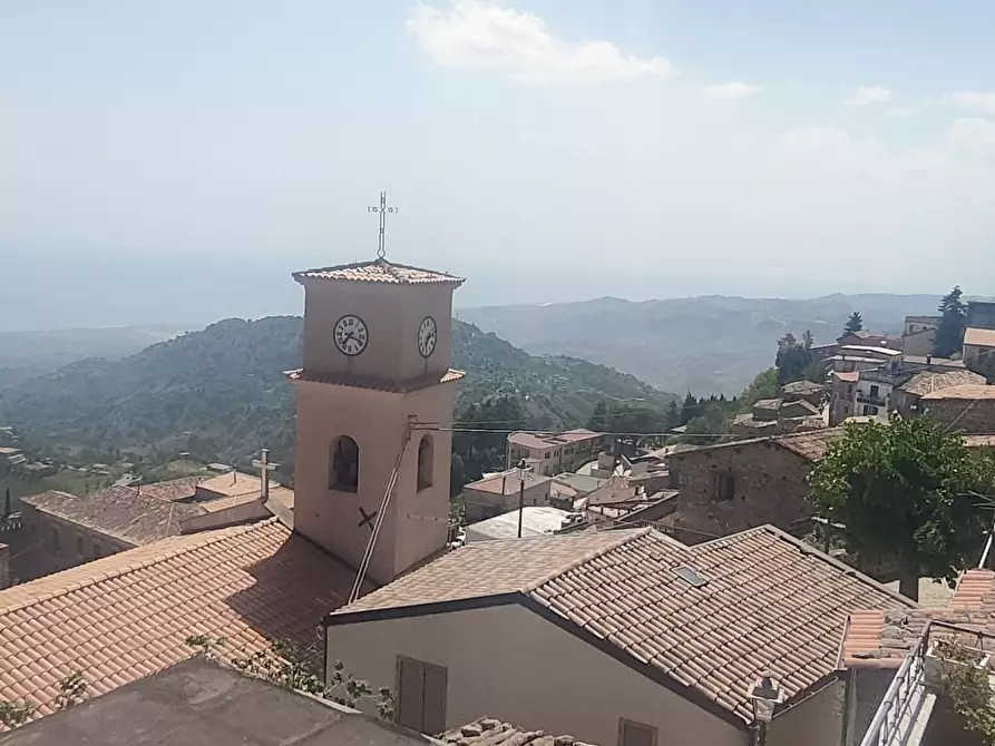 Immagine 6 di Rustico / casale in vendita  in Via Dante Alighieri a Bova