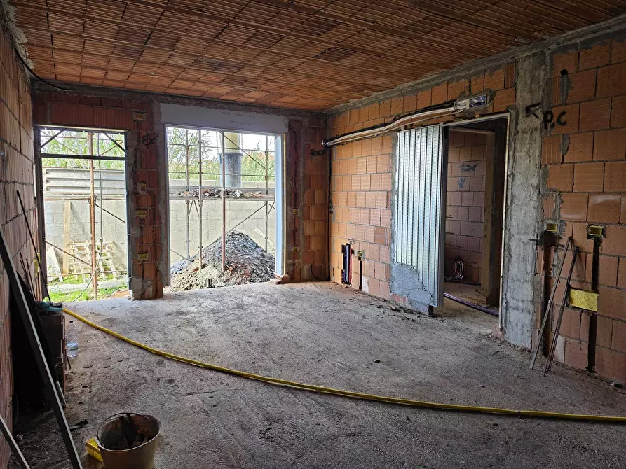 Immagine 12 di Appartamento in vendita  a San Sperate