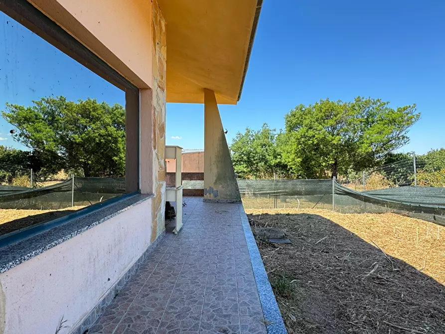 Immagine 15 di Villa in vendita  a Villasor