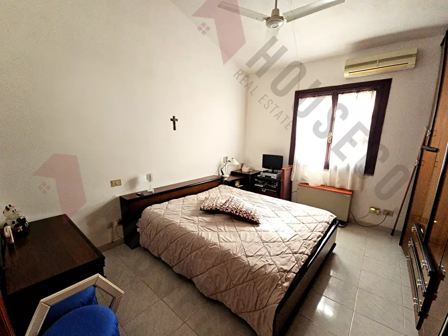 Immagine 7 di Villa in vendita  in Via Logudoro a Quartu Sant'elena