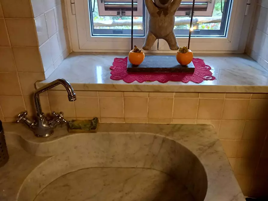Immagine 9 di Rustico / casale in vendita  a Fivizzano