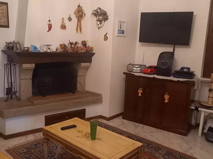 Immagine 8 di Terratetto in vendita  a Ameglia