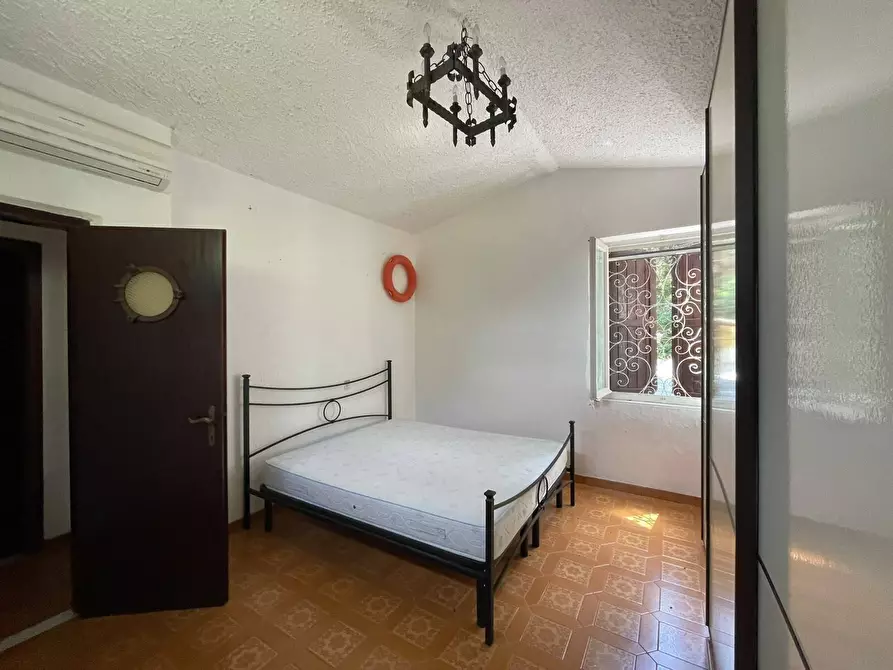 Immagine 11 di Porzione di casa in vendita  a Ameglia