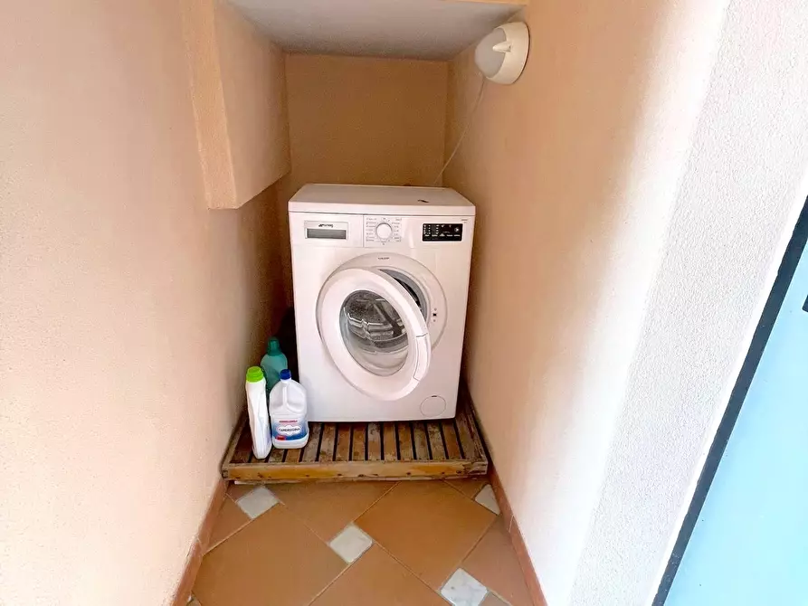 Immagine 41 di Casa semindipendente in vendita  a Ameglia